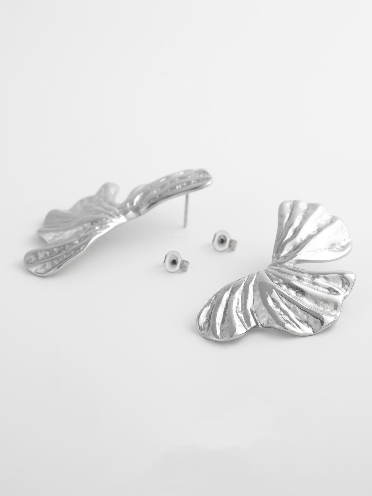 Freija Earring
